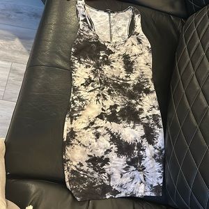 Size medium tie dye dress size medium